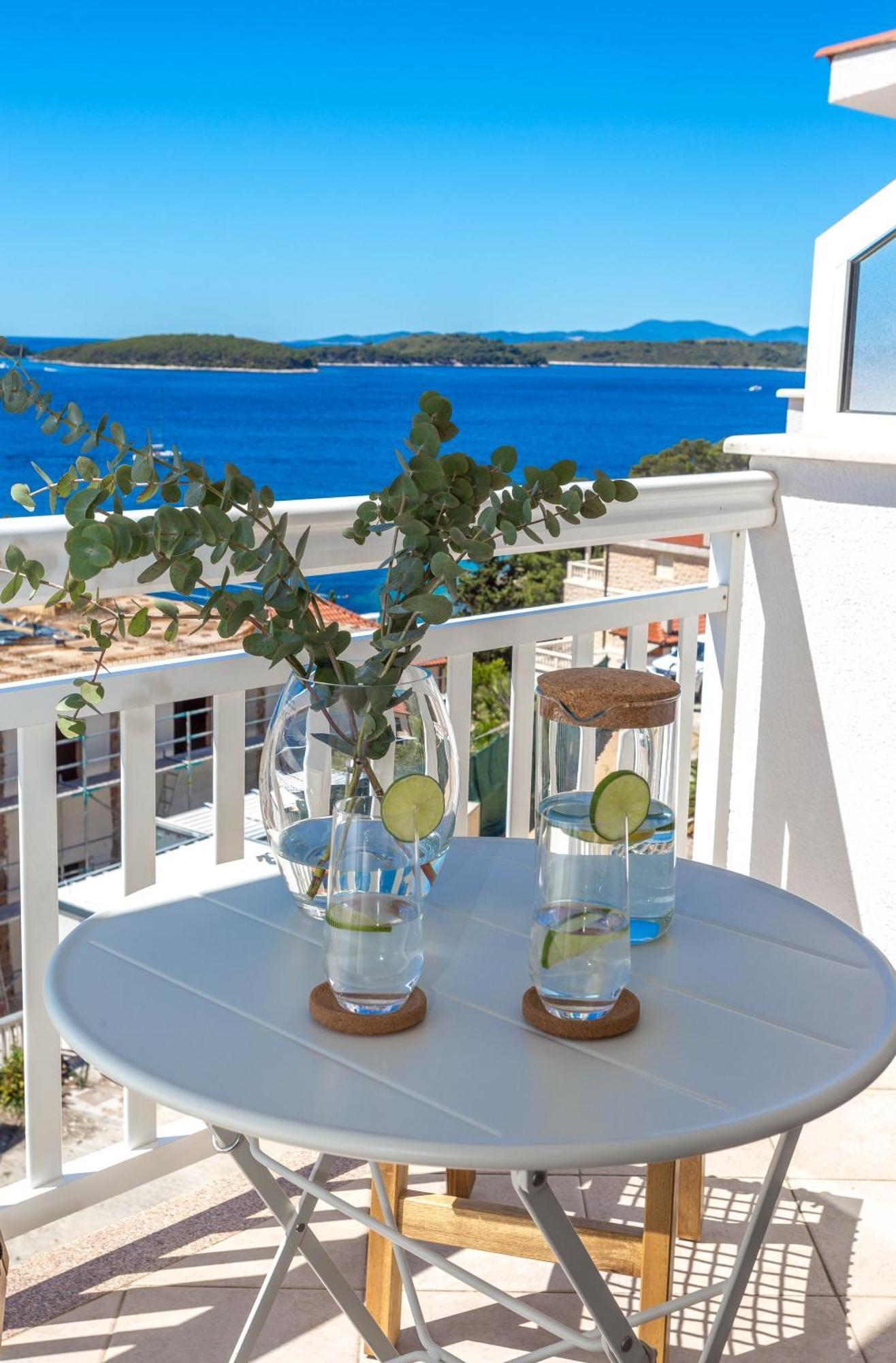 Tia Hvar Top View Apartment Hvar Town Luaran gambar